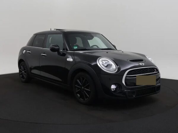 Mini Mini 2.0 Cooper S Chili Serious Business