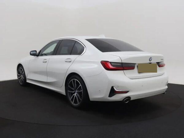 BMW 3-serie 320i Aut. High Executive (4-drs Sedan) Nav