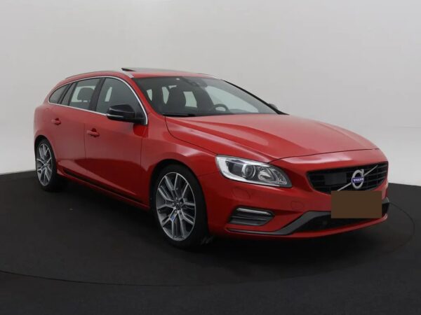 Volvo V60 2.0 D4 AUT. Ocean Race Business Pano