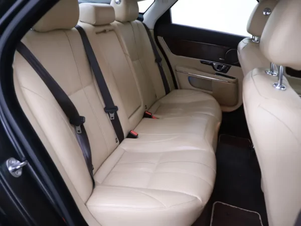 Jaguar XJ 3.0 V6D Premium Luxury Pano