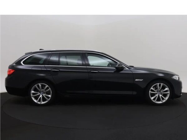 BMW 5 Serie Touring 520i Aut. Last Minute Edition