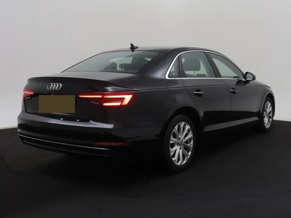 Audi A4 Limousine 1.4 TFSI S-Tronic Design LED