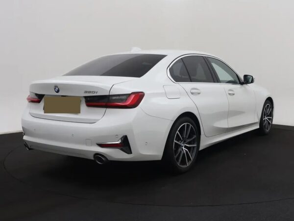 BMW 3-serie 320i Aut. High Executive (4-drs Sedan) Nav
