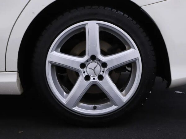 Mercedes-Benz CLA-Klasse Shooting Brake 180 Ambition Panodak
