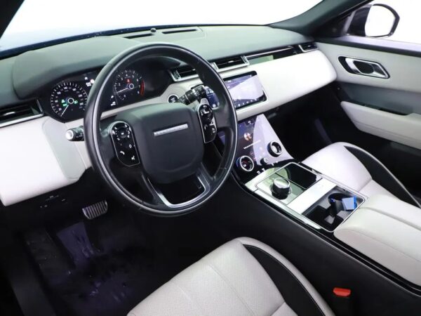 Land Rover Range Rover Velar 2.0 P250 Turbo AWD R-Dynamic SE Pano