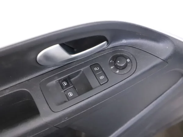 Volkswagen up! 1.0 BMT move up!