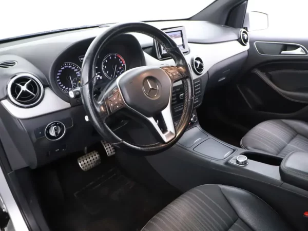 Mercedes-Benz B-Klasse 180 Ambition AUT.
