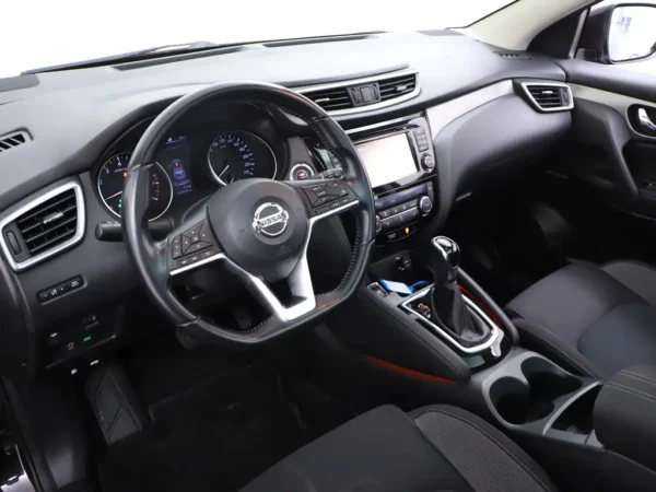 Nissan QASHQAI 1.2 Aut. N-Connecta