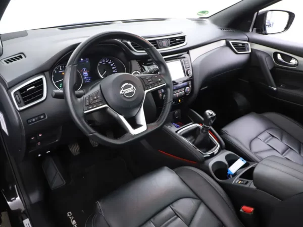 Nissan QASHQAI 1.3 DIG-T Tekna+