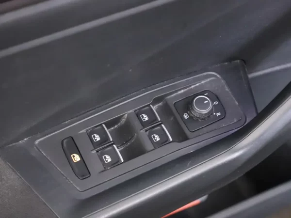 Volkswagen T-Roc 1.5 TSI Sport