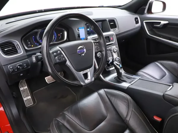 Volvo V60 2.0 D4 AUT. Ocean Race Business Pano