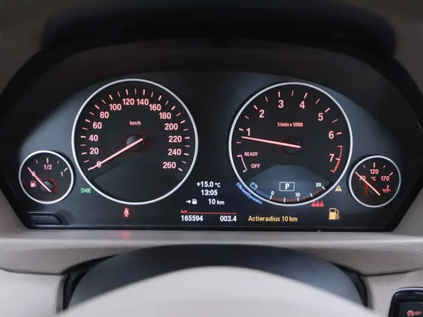 BMW 3-serie 320i Aut. High Executive