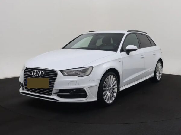 Photo 1 of 24 of WAUZZZ8V3FA168426 Audi A3 Sportback 1.4 e-tron PHEV Ambition Pro Line plus