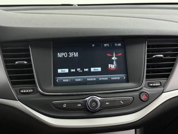 Opel Astra Sports Tourer 1.2 Business Edition