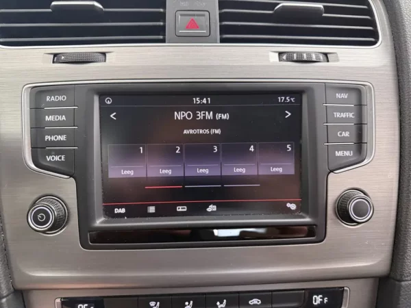 Volkswagen Golf 1.0 TSI Comfortline Nav
