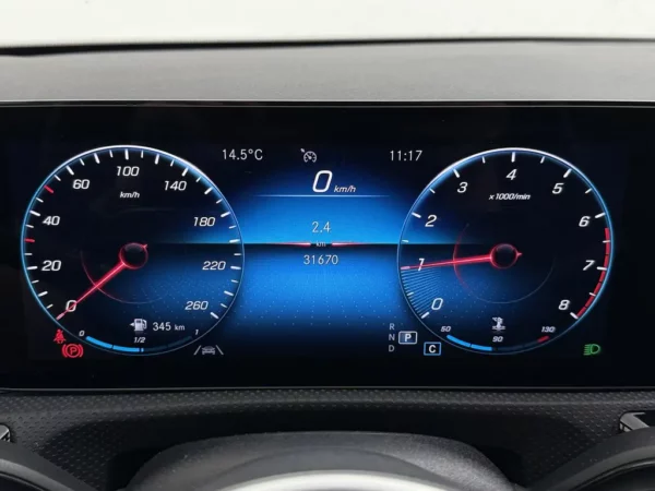 Mercedes-Benz A-Klasse 180 Aut. Business Solution Luxury Nav