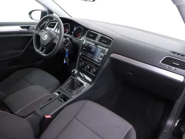 Volkswagen Golf 1.0 TSI Trendline