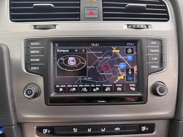 Volkswagen Golf 1.0 TSI Comfortline Nav
