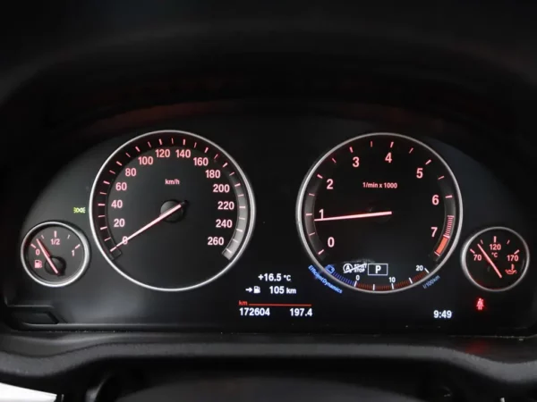 Photo 11 of 26 of WBAWY910300F77725 BMW X3 sDrive20i Aut. M-Pakket Nav