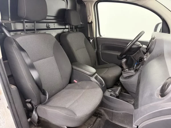 Photo 12 of 17 of WDF4156031U175819 Mercedes-Benz Citan 108 CDI BlueEFFICIENCY Airco
