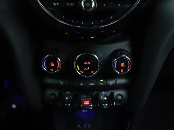 Mini Mini 1.5 Cooper Chili Business Nav