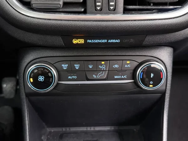 Ford Fiesta 1.0 EcoBoost Hybrid Titanium Cruise