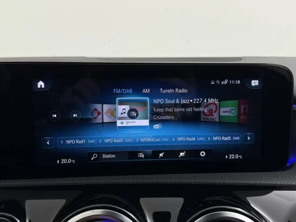 Mercedes-Benz A-Klasse 180 Aut. Business Solution Luxury Nav