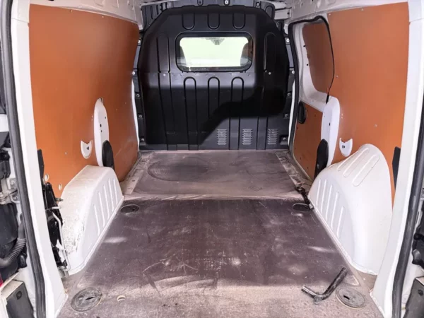 Photo 13 of 21 of VF1RJK00969855749 Renault Express 1.5 dCi 75 Comfort (Bestel)