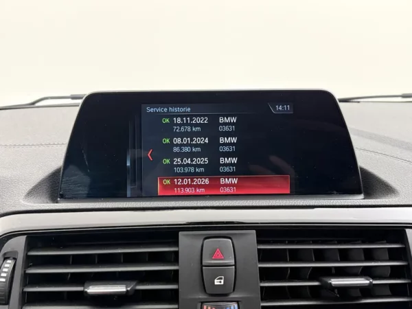 Photo 13 of 23 of WBA2R110505D67529 BMW 1-serie 116i Edition Sport Line Shadow Executive