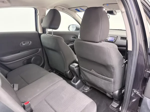Photo 14 of 24 of 3HGRU1730GM405168 Honda HR-V 1.5 i-VTEC Comfort