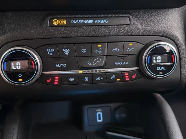 Ford Focus 1.0 EcoBoost Titanium Business