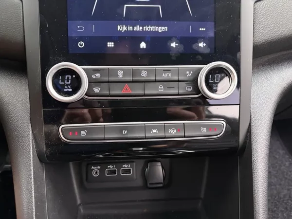Renault Mégane Estate 1.6 E-Tech Plug-In Hybrid 160 Business Edition One Leder