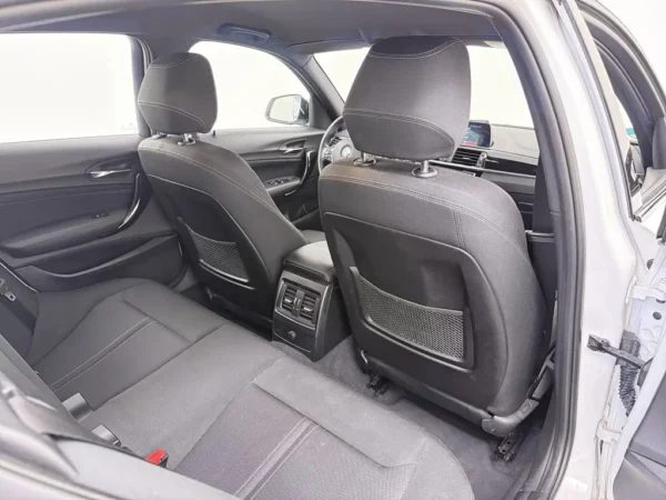 Photo 15 of 23 of WBA2R110505D67529 BMW 1-serie 116i Edition Sport Line Shadow Executive