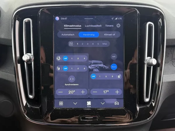 Volvo XC40 Recharge Plus LED