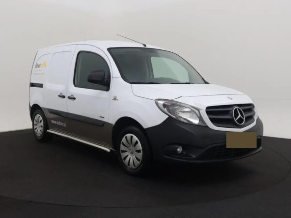 Photo 16 of 17 of WDF4156031U175819 Mercedes-Benz Citan 108 CDI BlueEFFICIENCY Airco