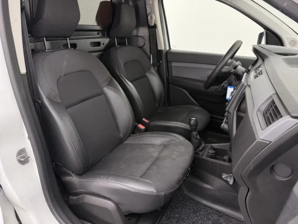 Photo 16 of 21 of VF1RJK00969855749 Renault Express 1.5 dCi 75 Comfort (Bestel)