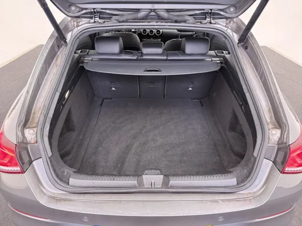 Mercedes-Benz CLA-Klasse Shooting Brake 180 Aut. Business Solution LED