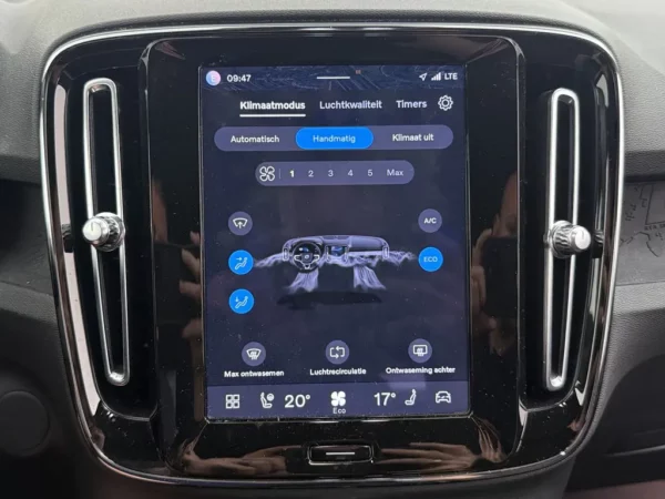 Volvo XC40 Recharge Plus LED