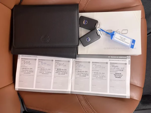 Photo 17 of 23 of YV1FS45HBE2309207 Volvo S60 1.6 T3 Momentum Aut. Leder