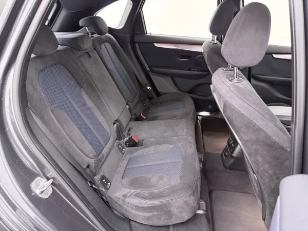 Photo 17 of 24 of WBA2A31050V957763 BMW 2 Serie Active Tourer 218i Executive Aut