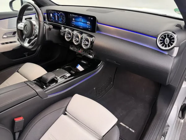 Photo 18 of 24 of WDD1770871V000201 Mercedes-Benz A-Klasse 200 Business Solution AMG