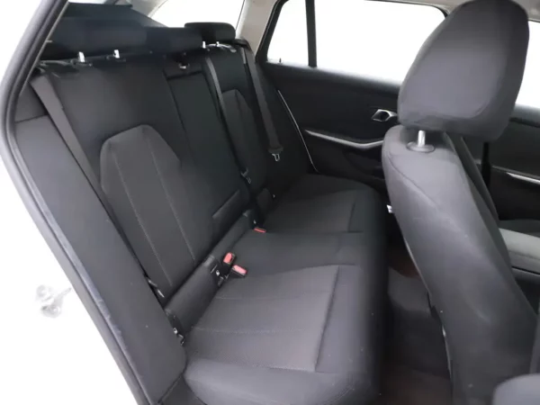 BMW 3 Serie Touring 330e High Executive