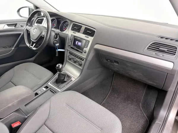 Volkswagen Golf 1.0 TSI Comfortline Nav