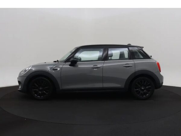 MINI 5-deurs 1.5 Cooper Chili Nav