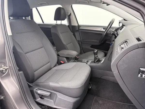 Volkswagen Golf 1.0 TSI Comfortline Nav