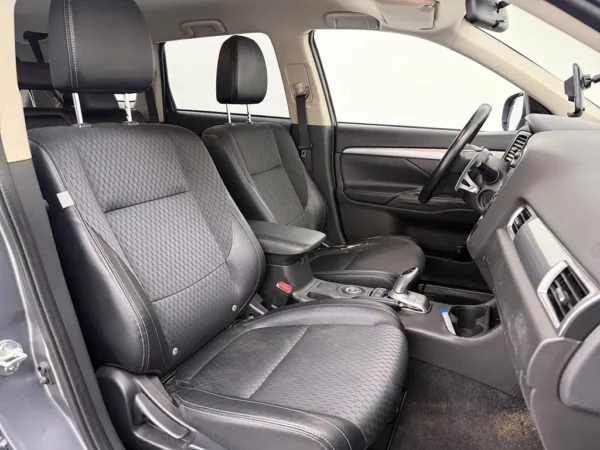 Mitsubishi Outlander 2.0 PHEV Business Edition X-Line