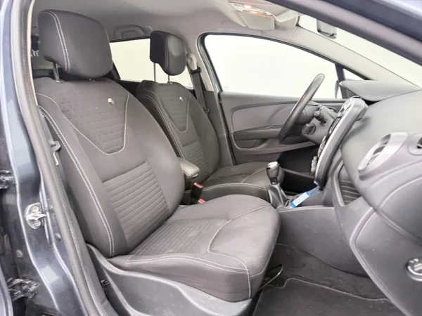 Renault Clio Estate 0.9 TCe Limited (5-drs