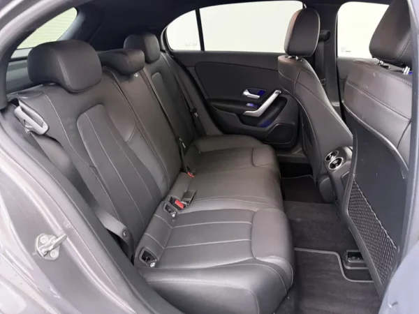 Mercedes-Benz A-Klasse 180 Aut. Business Solution Luxury Nav