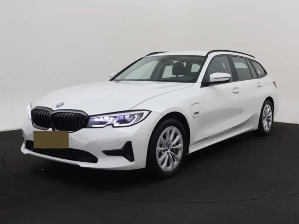 BMW 3 Serie Touring 330e High Executive