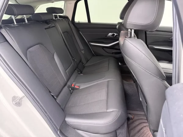 BMW 3 Serie Touring 330e